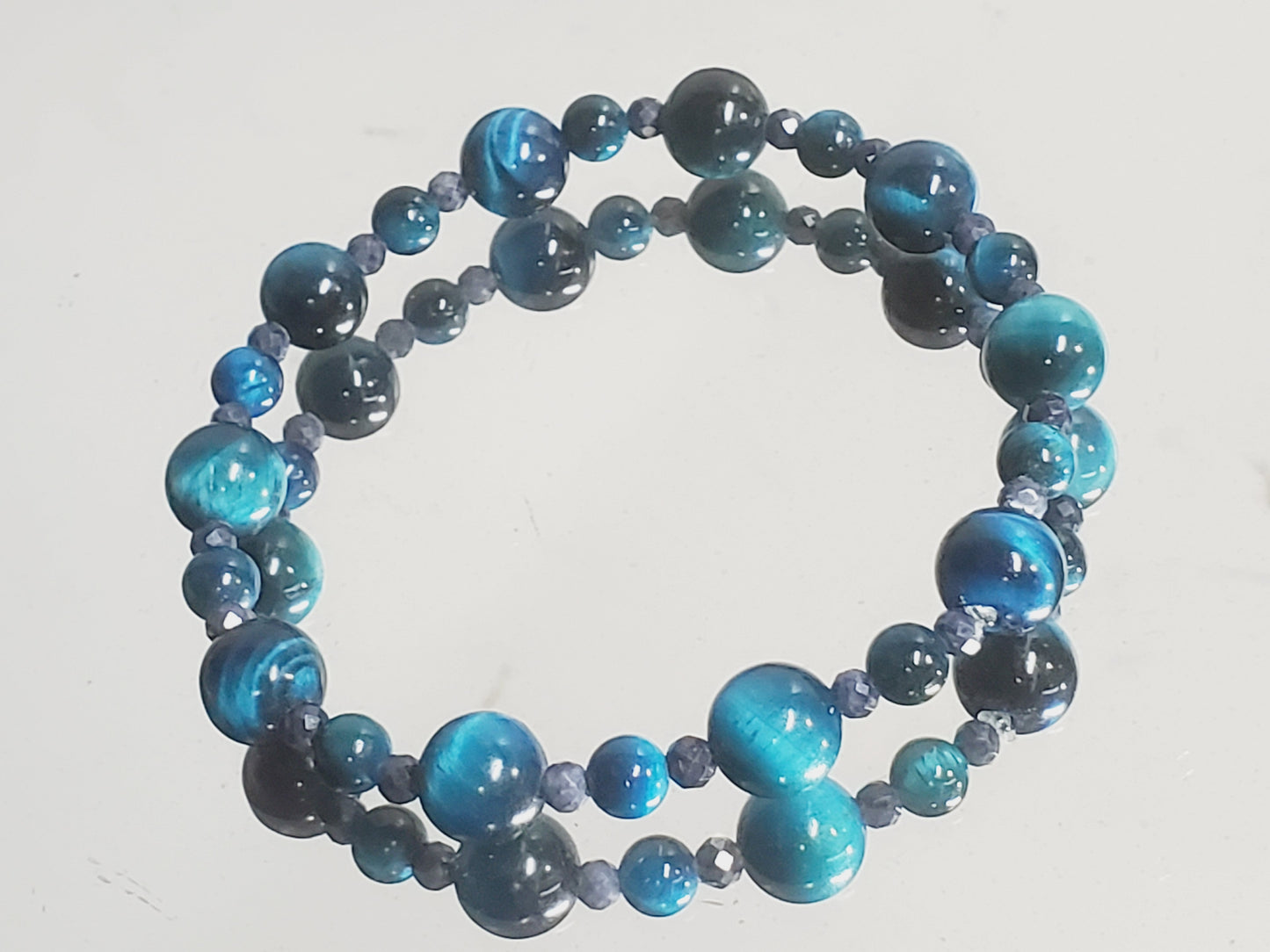 8 1/4" BLUE-TIGERS-EYE W/ SAPPHIRE StretchBraclet